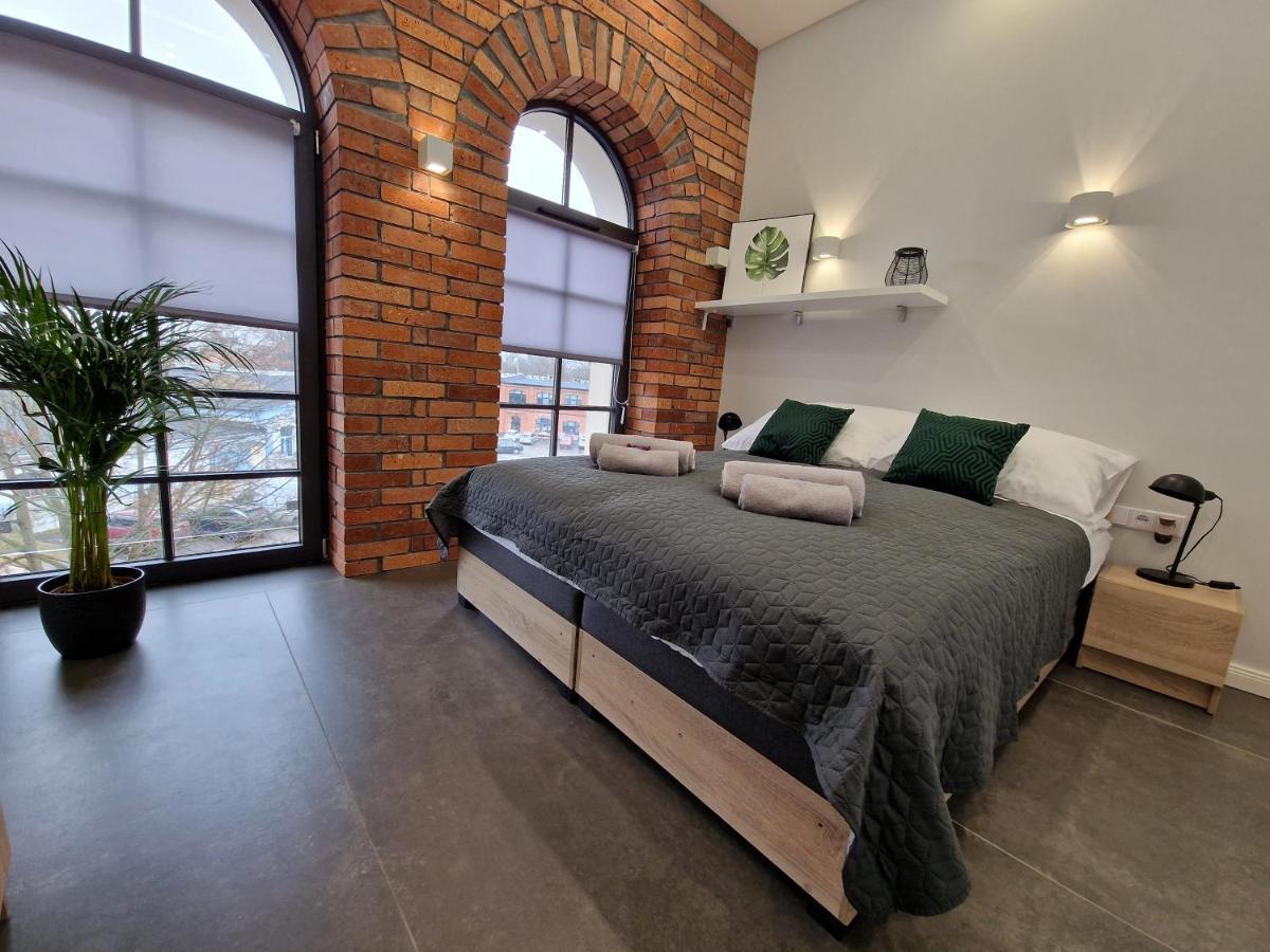 Microhotels Fabryczna 17 지엘로나구라 외부 사진