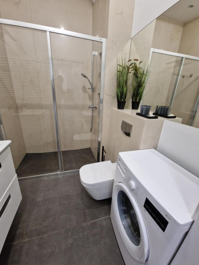 Microhotels Fabryczna 17 지엘로나구라 외부 사진